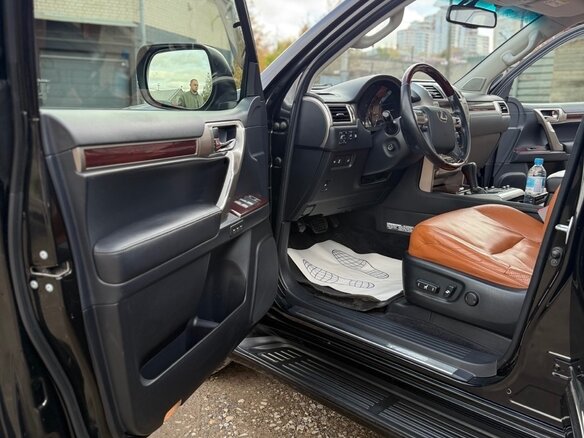 2013 Lexus GX 460 II Рестайлинг, чёрный, 4300000 рублей - вид 5