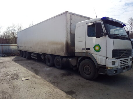 1999 Volvo FH, белый, 1600000 рублей, вид 2