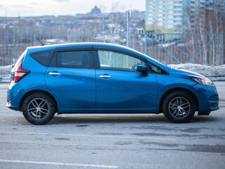 2017 Nissan Note II Рестайлинг, синий, 1130000 рублей, вид 5