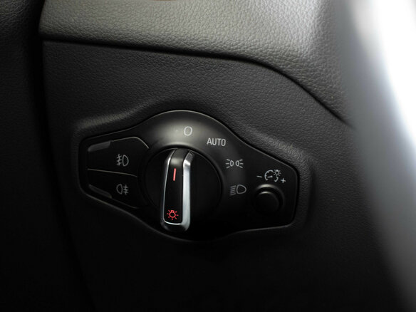 2011 Audi Q5 I (8R), красный - вид 18