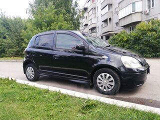 2002 Toyota Vitz I (P10), чёрный, 475000 рублей, вид 5