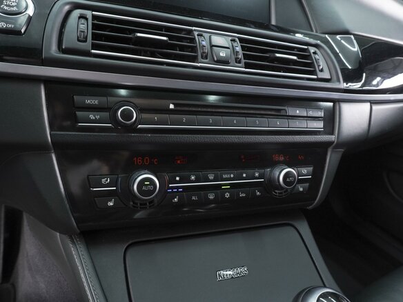 2012 BMW M5 V (F10), белый, 3129000 рублей - вид 16
