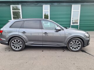 2020 Audi Q7 45 TDI II (4M) Рестайлинг, серый, 8100000 рублей, вид 2
