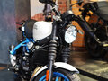 2025 Royal Enfield Guerrilla 450, синий, 559000 рублей - вид 6