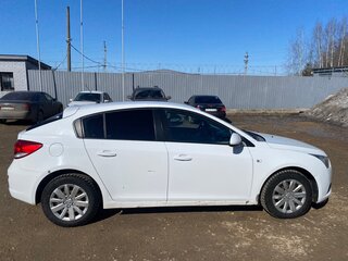2012 Chevrolet Cruze I, белый, 610000 рублей, вид 4