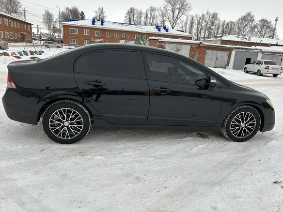 2007 Honda Civic VIII, чёрный, 650000 рублей - вид 9