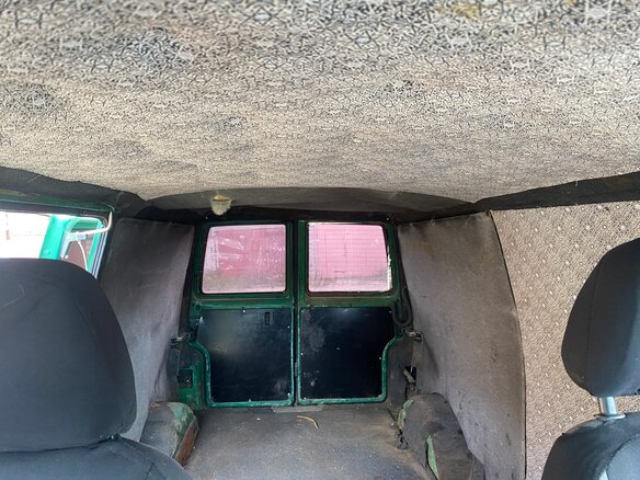 1992 Volkswagen Transporter T4, зелёный, 320000 рублей - вид 10