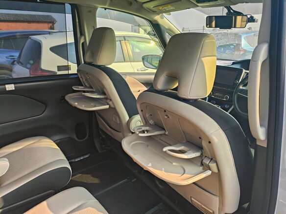 2018 Nissan Serena V (C27), белый, 2325000 рублей - вид 14