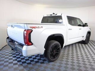 2025 Toyota Tundra CrewMax III, белый, 11037624 рублей, вид 5