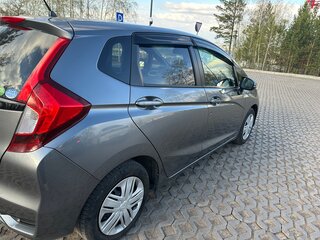 2019 Honda Fit III Рестайлинг, серый, 1250000 рублей, вид 5
