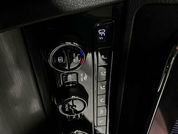 2019 Skoda Superb III Рестайлинг, белый, 2930000 рублей - вид 10