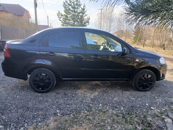 2011 Chevrolet Aveo I Рестайлинг, чёрный, 600000 рублей - вид 1
