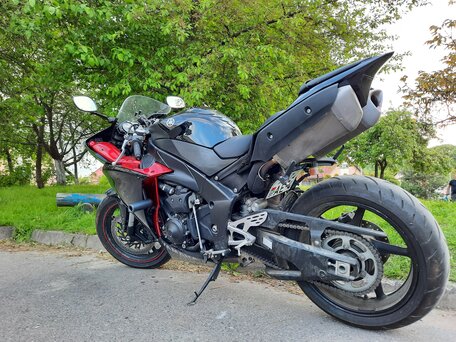 2009 Yamaha YZF-R1, чёрный, 810000 рублей, вид 2