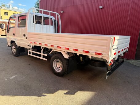 2025 Isuzu Elf (N-series), белый, 3850000 рублей, вид 4