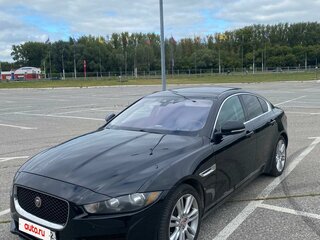 2019 Jaguar XE I, чёрный, 2900000 рублей, вид 1
