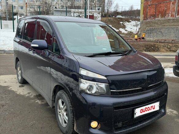 2011 Toyota Voxy II (R70) Рестайлинг, фиолетовый, 1850000 рублей - вид 8