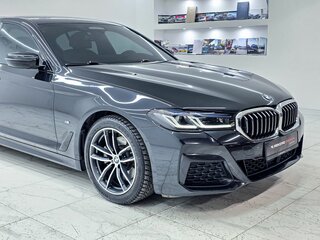 2023 BMW 5 серии 520d xDrive VII (G30/G31/G38) Рестайлинг, чёрный, 5650000 рублей, вид 5