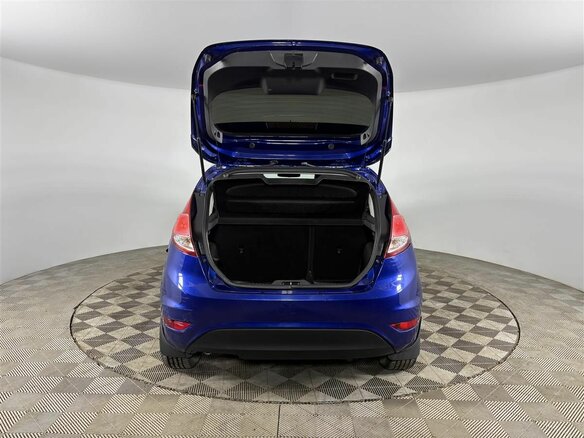 2015 Ford Fiesta Mk6 Рестайлинг, синий, 669000 рублей - вид 6