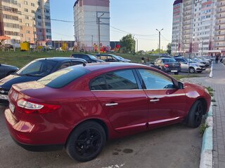 2012 Renault Fluence I, красный, 820000 рублей, вид 3