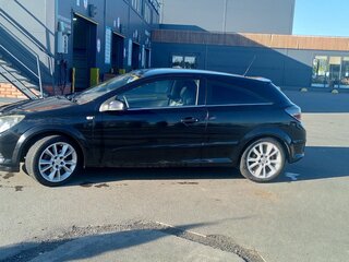 2007 Opel Astra GTC H Рестайлинг, чёрный, 450000 рублей, вид 5