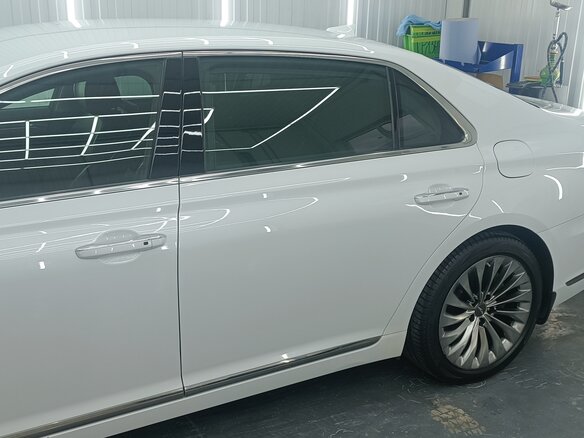 2017 Genesis G90 I, белый, 2500000 рублей - вид 9