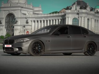 2010 BMW 5 серии 530d VI (F10/F11/F07), серый, 2320000 рублей, вид 3