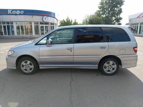 1999 Nissan Presage I, серебристый, 400000 рублей - вид 5