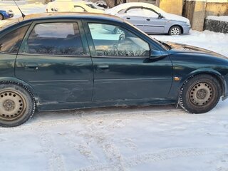 2001 Opel Vectra B Рестайлинг, зелёный, 200000 рублей, вид 2