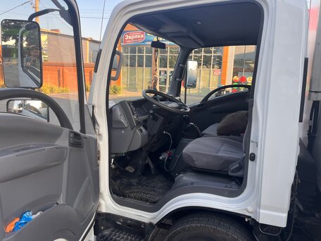 2014 Isuzu Elf (N-series), белый, 1550000 рублей, вид 4