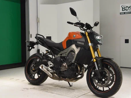 2014 Yamaha MT-09 (FZ-09), оранжевый, 630000 рублей, вид 3