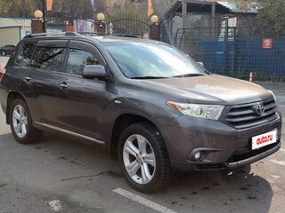 2013 Toyota Highlander II (XU40) Рестайлинг, серый, 2400000 рублей, вид 2