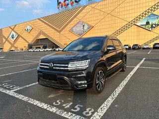2022 Volkswagen Tharu I, чёрный, 1700000 рублей, вид 1