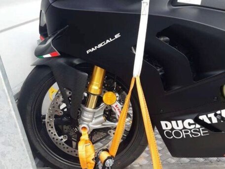 2023 Ducati Panigale V4, чёрный, 7999000 рублей, вид 4