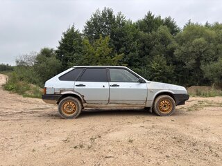 2002 Lada (ВАЗ) 21093i, серебристый, 90000 рублей, вид 4