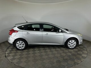 2012 Ford Focus III, серебристый, 480000 рублей, вид 4