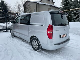 2010 Hyundai Grand Starex I, серый, 1250000 рублей, вид 4