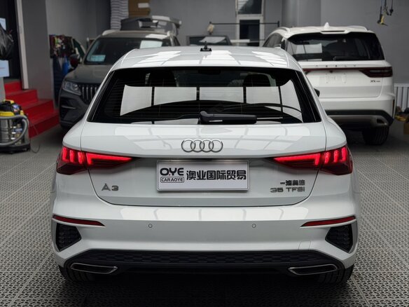 2021 Audi A3 Sportback 35 TFSI IV (8Y), белый, 2432923 рублей - вид 4