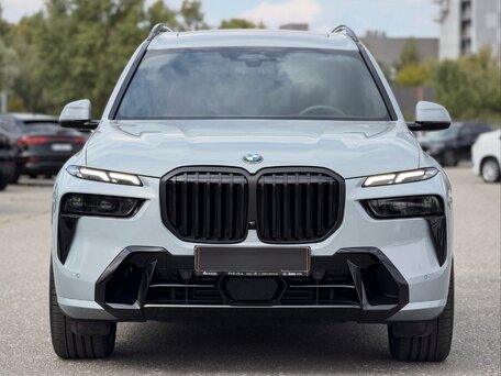 2026 BMW X7 40d I (G07) Рестайлинг, серый, 13000000 рублей, вид 2