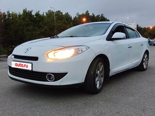 2010 Renault Fluence I, белый, 500000 рублей, вид 1