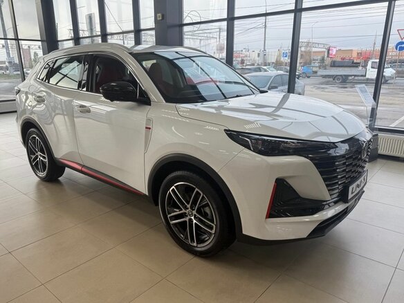2025 Changan UNI-S I, белый, 3179900 рублей
