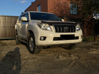 2012 Toyota Land Cruiser Prado 150 Series, белый, 2700000 рублей, вид 3