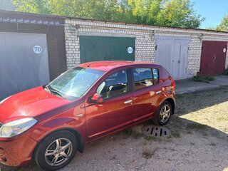 2010 Renault Sandero I, красный, 475000 рублей, вид 3