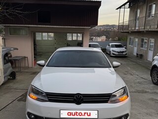 2013 Volkswagen Jetta VI, белый, 850000 рублей, вид 2