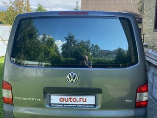 2013 Volkswagen Transporter, серый, 1900000 рублей, вид 2
