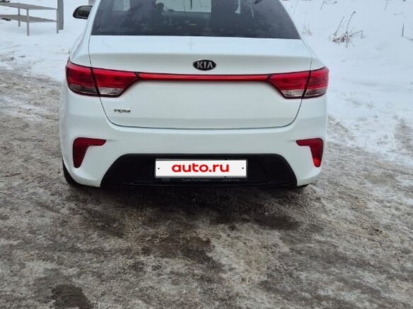 2020 Kia Rio IV, белый, 1300000 рублей - вид 2