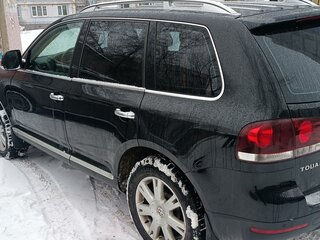 2008 Volkswagen Touareg I Рестайлинг, чёрный, 1620000 рублей, вид 5