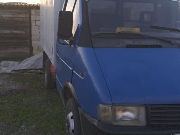 1995 ГАЗ ГАЗель (3302), синий, 300000 рублей - вид 2