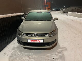 2014 Volkswagen Polo V, серый, 950000 рублей, вид 2
