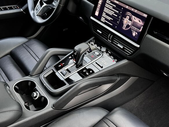 2020 Porsche Cayenne Coupé III, серый - вид 27