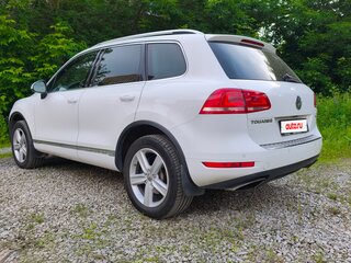 2014 Volkswagen Touareg II, белый, 2900000 рублей, вид 5